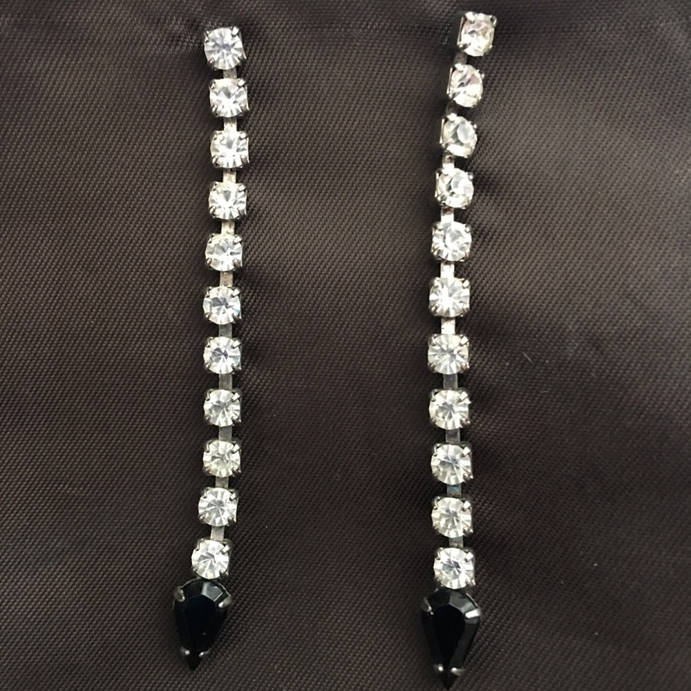 Vintage 90s dangle rhinestone pierced earrings